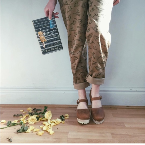 Meet your Posher, Glam Book - Picture 6 of 8